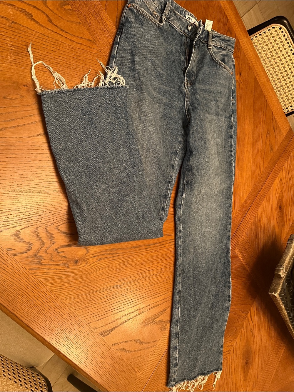 Zara women’s  Blue Straight Jeans with Frayed Hem